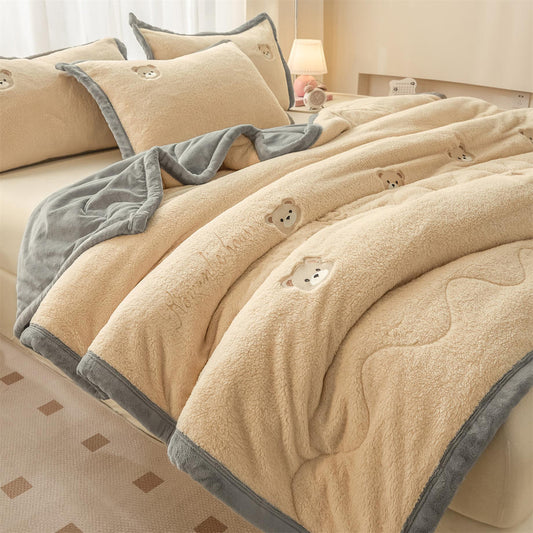 Plush Cartoon-Themed Quilted Comforter