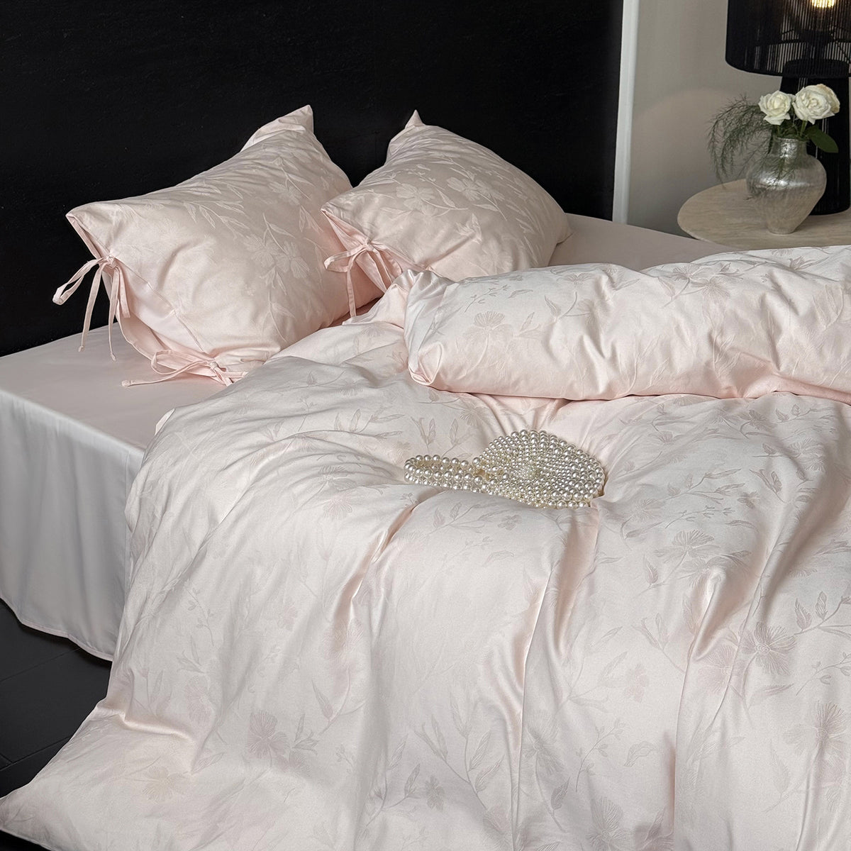 Luxurious Silk Bedding Set Homeandso