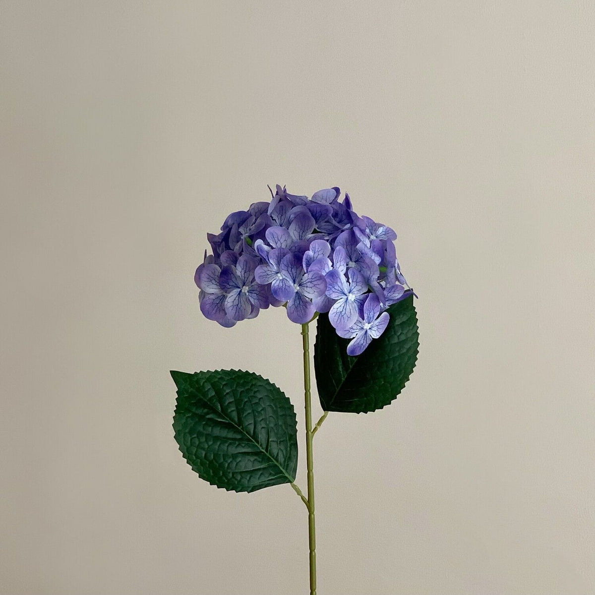 Lifelike Decorative Hydrangea Stem