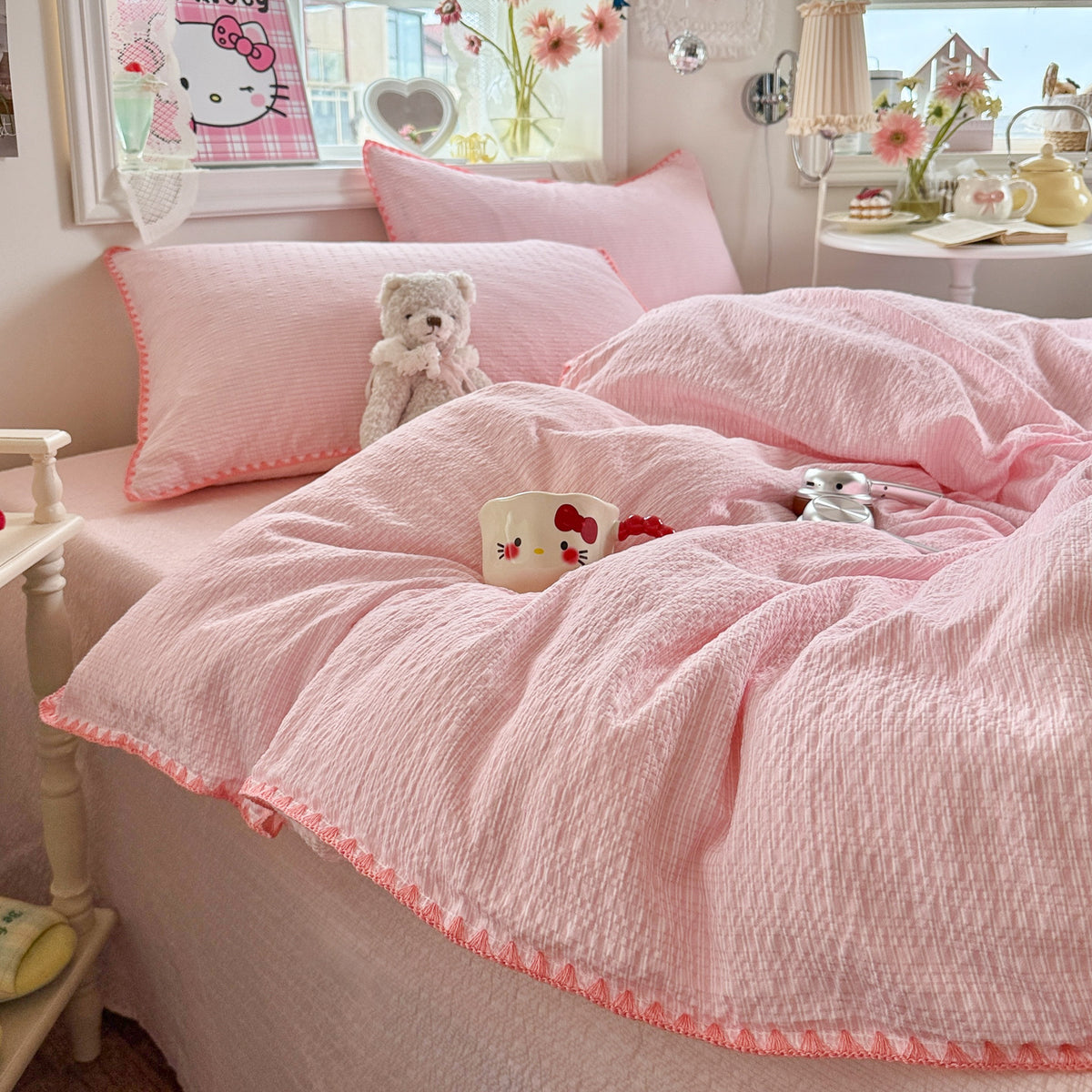Striped Patchwork Quilt Set