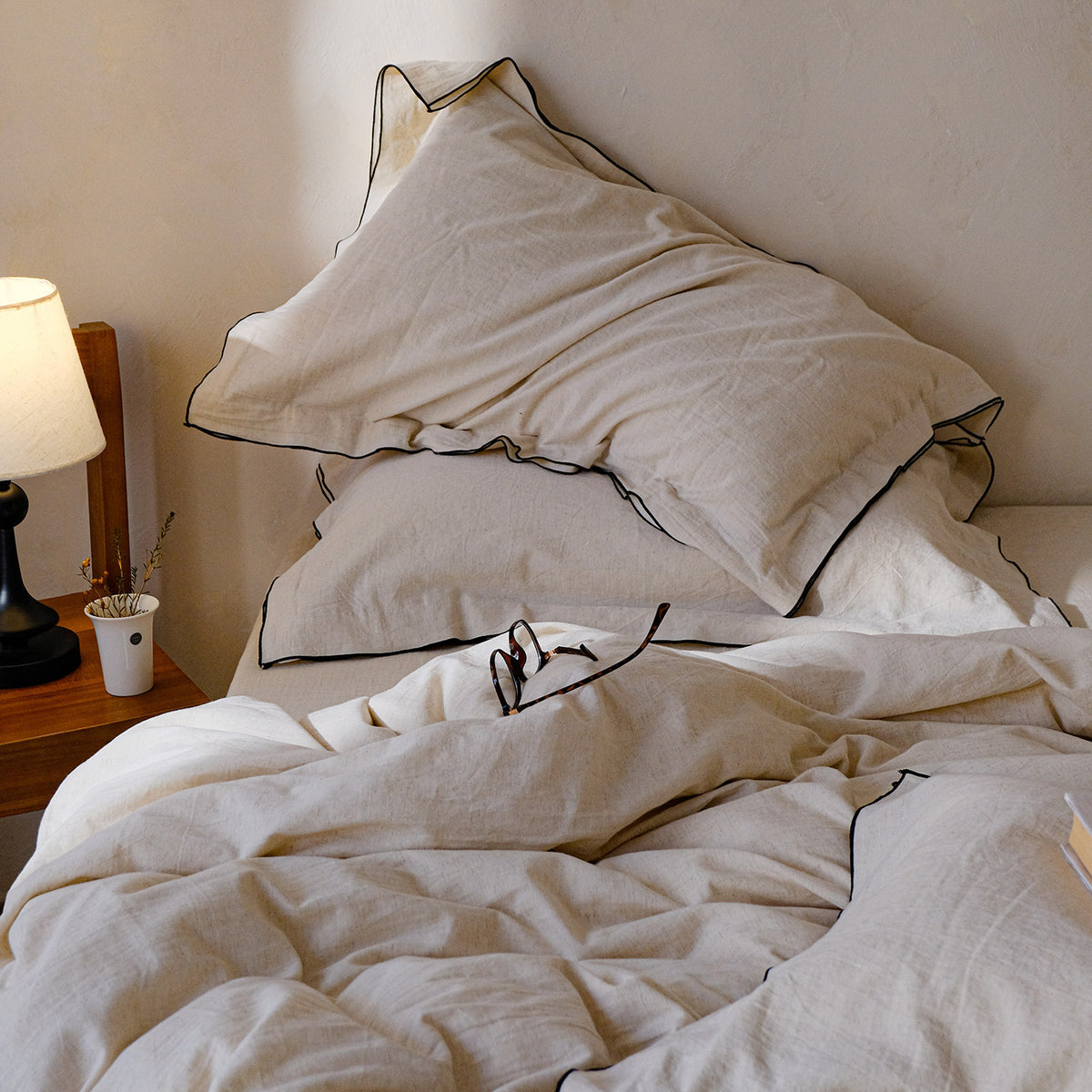 Decorative Premium Linen Ruffle Bedding Set Homeandso