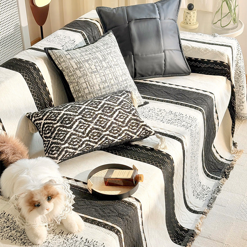 Decorative Foliage Print Throw Blanket