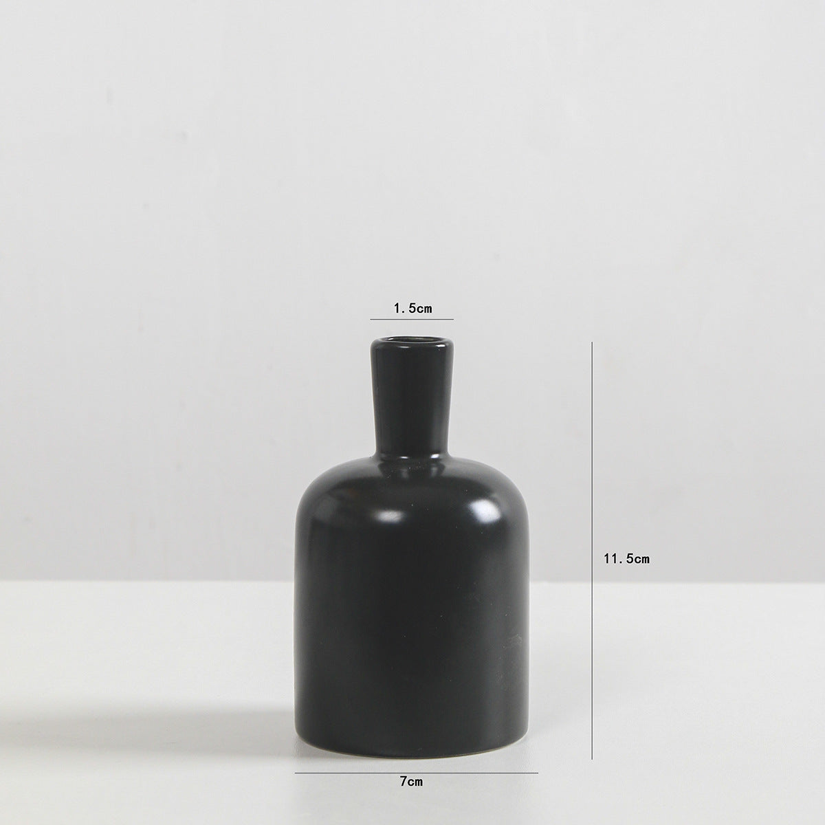 Elegant Ceramic Vase Homeandso