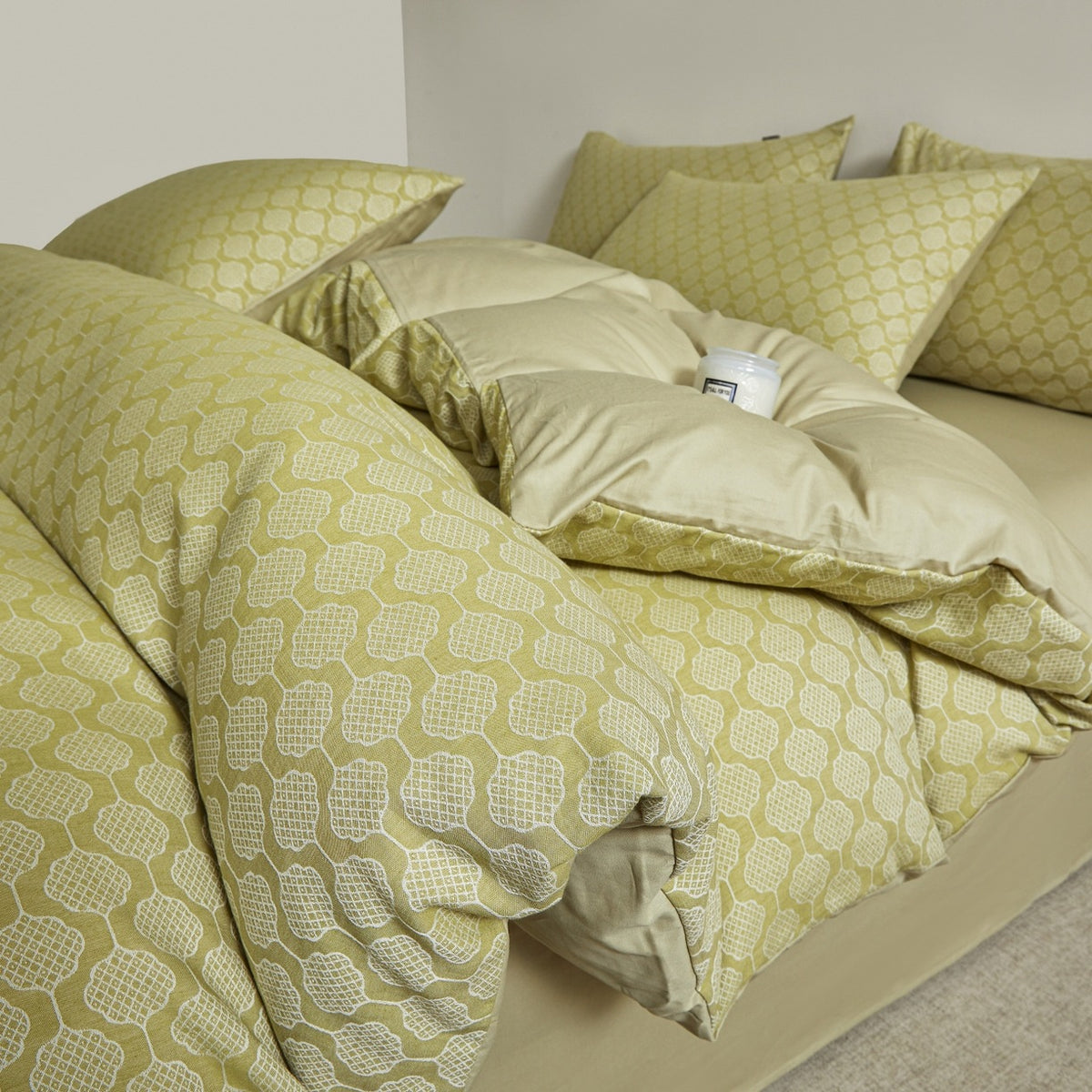 Embroidered Leaf Print Duvet Cover Set