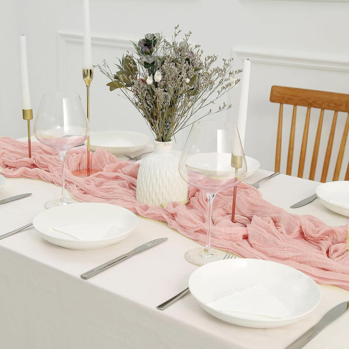 Wo Elegant Crinkled Chiffon Table Runner