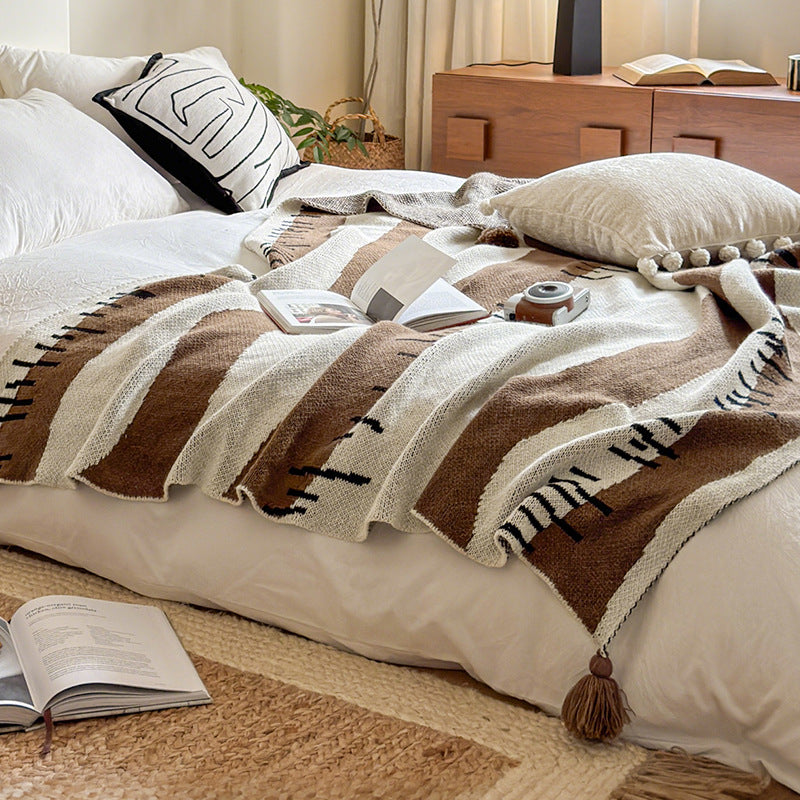 Artistic Geometric Throw Blanket