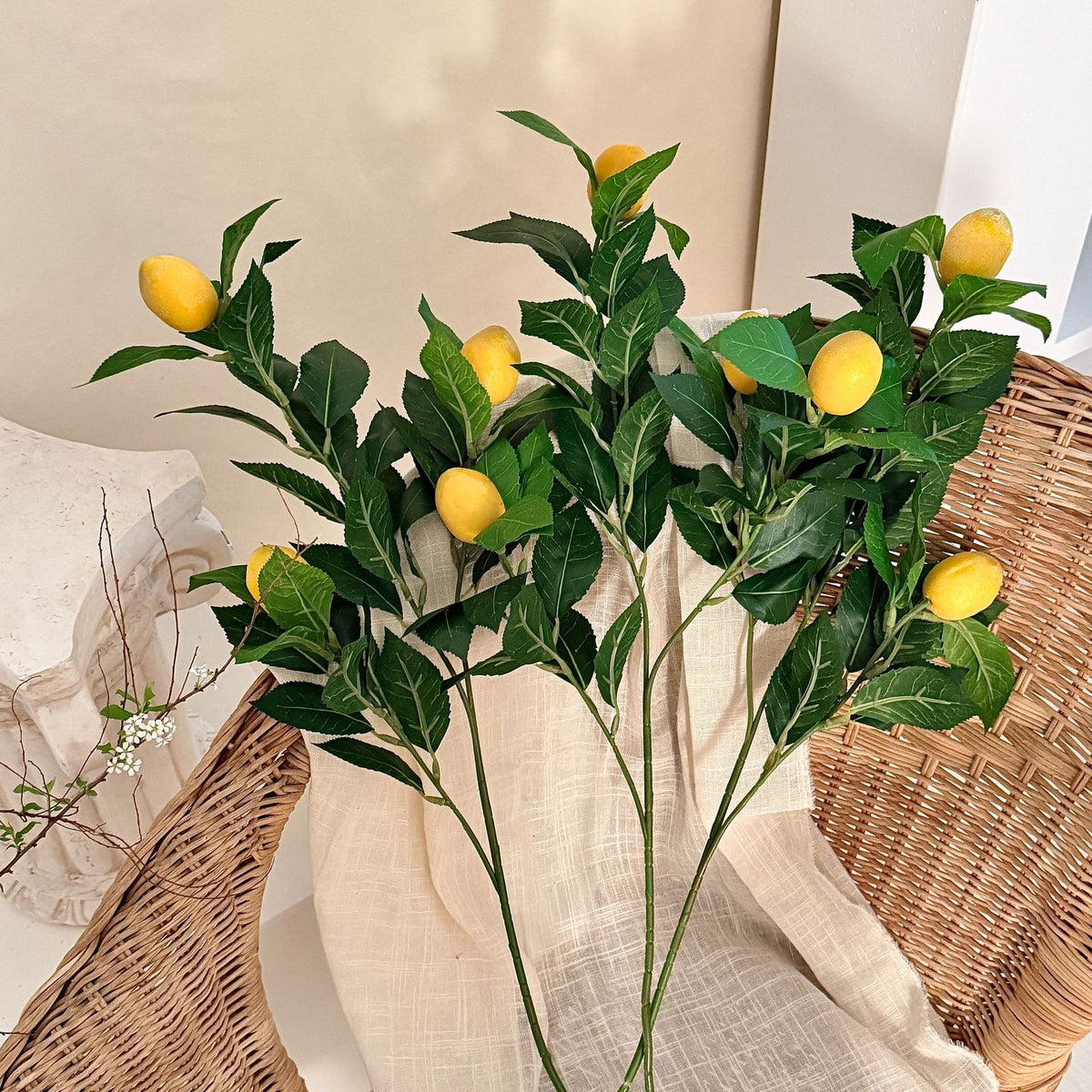 Decorative Floral Piece for Home Interior