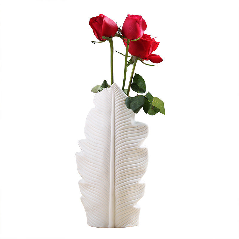 Leaf-Shaped Ceramic Vase Homeandso