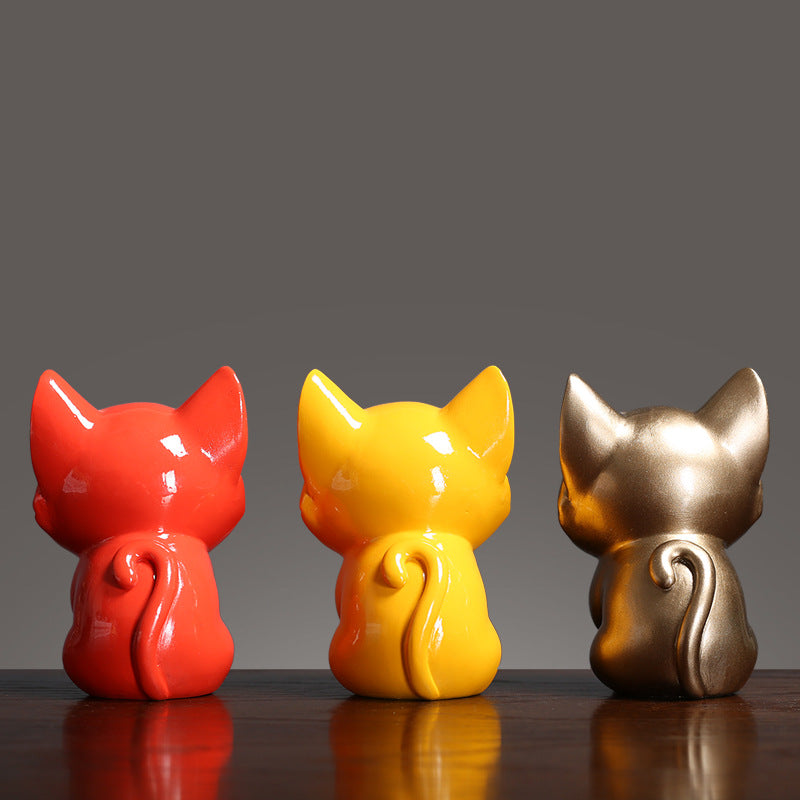 Cat Figurine Homeandso