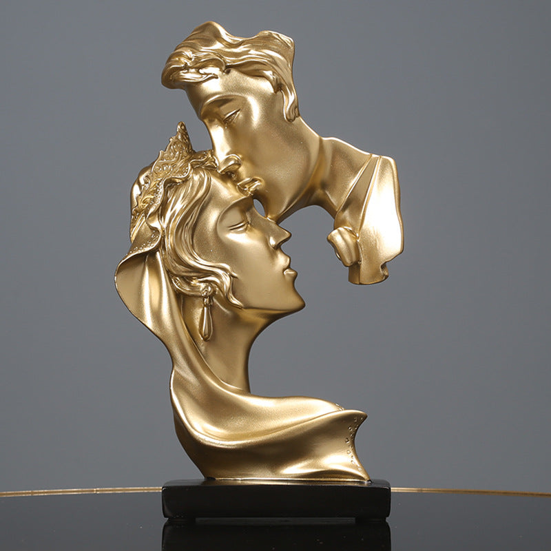 Romantic Couple Decorative Sculpture Homeandso