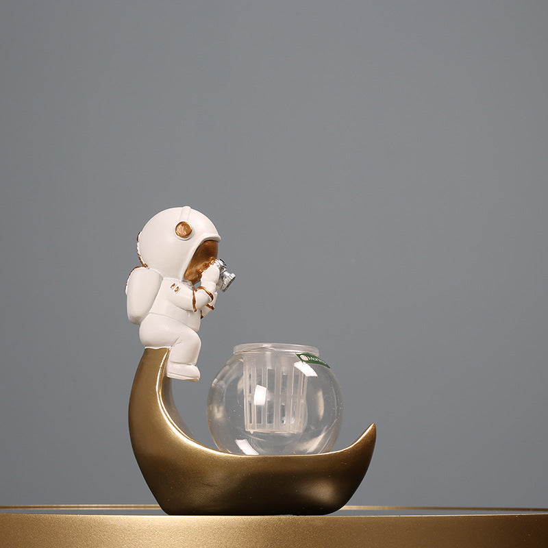 Decorative Underwater Diver Figurine Homeandso