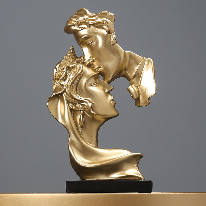 Romantic Couple Decorative Sculpture Homeandso