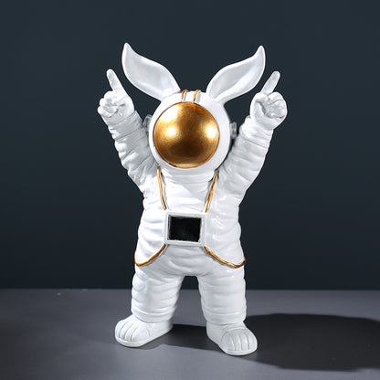 Astronaut-Themed Pen Holder Homeandso