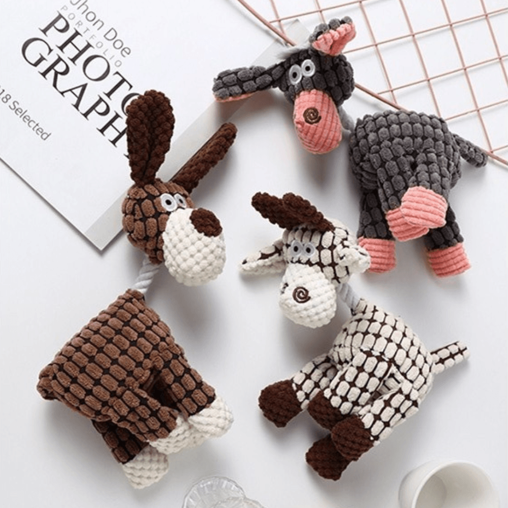 Robust dog toy made of plush | Bite-resistant and durable design | Multiple models