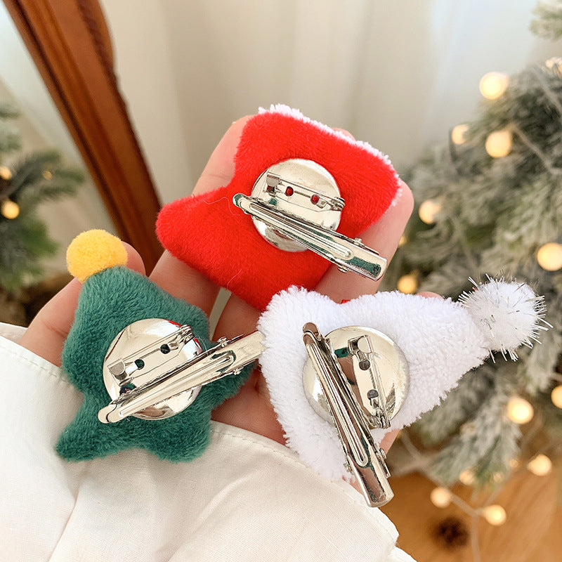 Cute Holiday-Themed Snowman Brooch
