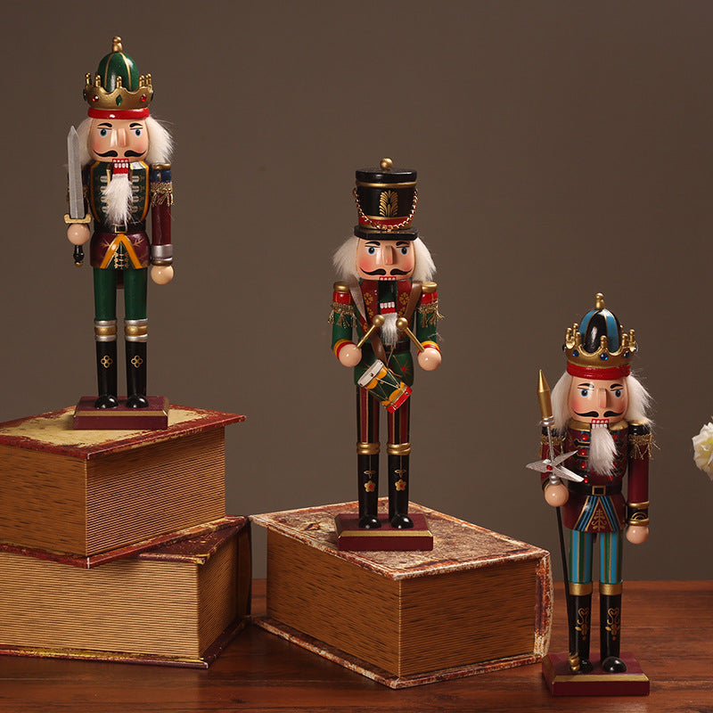 Nutcracker Figurine Homeandso