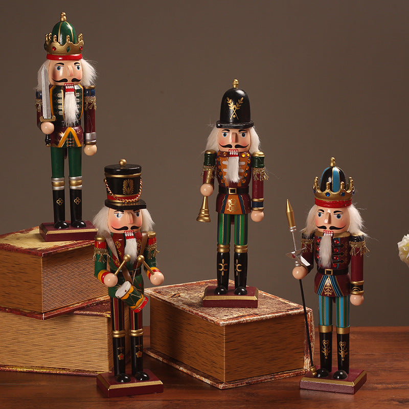 Nutcracker Figurine Homeandso