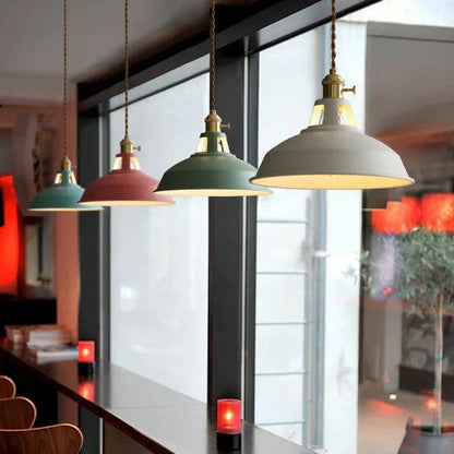 IronGlow Industrial Retro Hanging Lamp made of Metal, E27