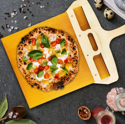 Sliding pizza peel | Easy handling with non-stick surface | Wood