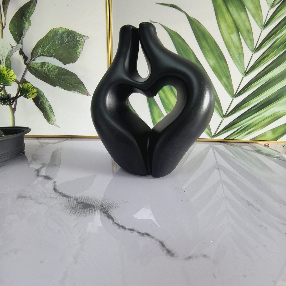 Heart-Shaped Decorative Sculpture