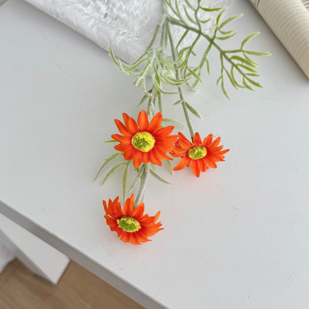Lifelike Daisy Stem Arrangement