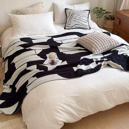 Cozy Abstract Patterned Throw Blanket