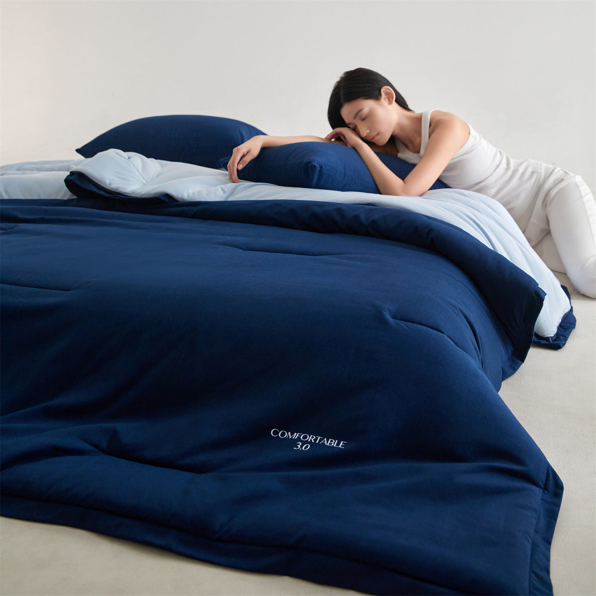 Luxurious Hypoallergenic Comforter Set Homeandso