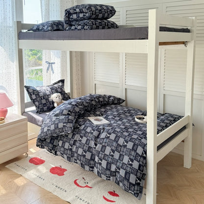 Lightweight Comforter Set