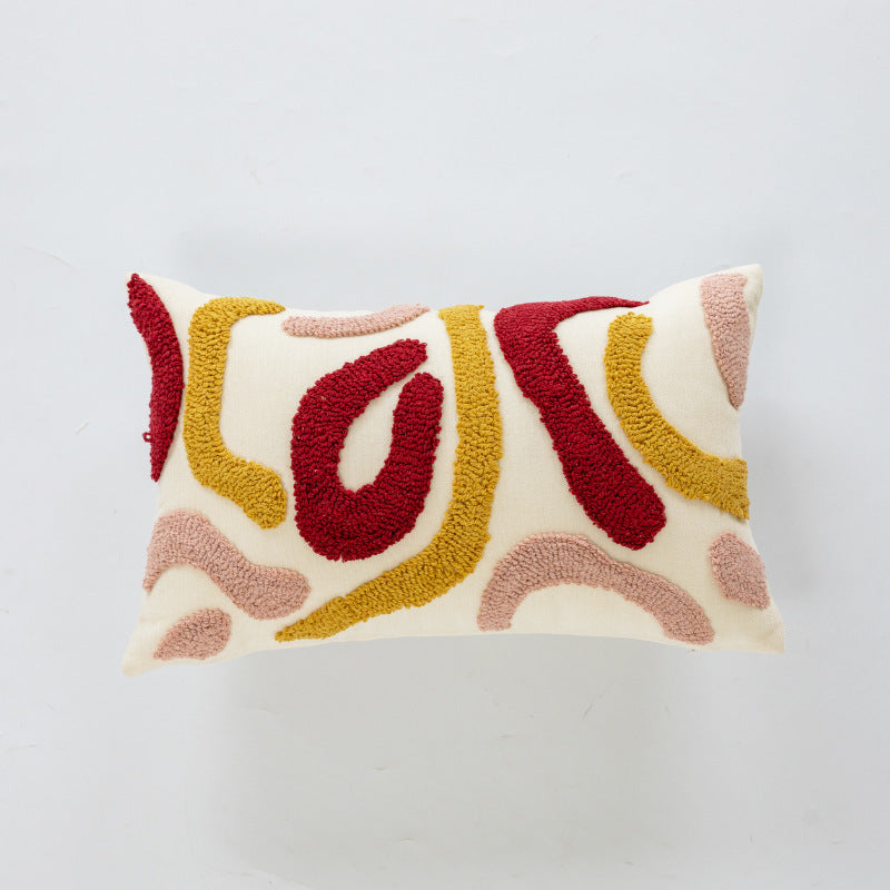 Geometric Patterned Throw Cushion