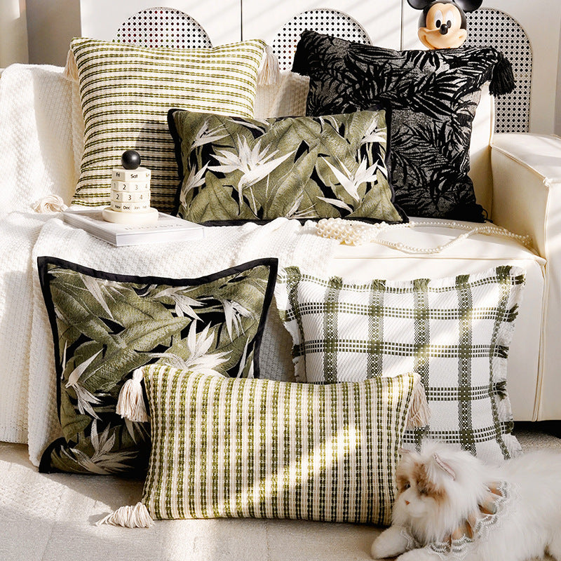 Decorative Tropical Leaf Print Pillow