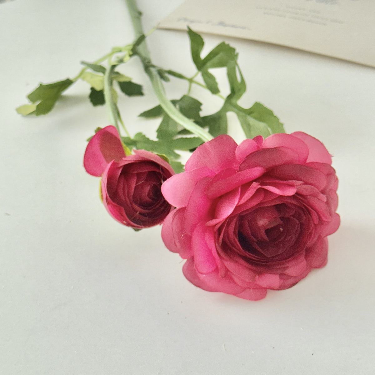 Lifelike Artificial Ranunculus Stem