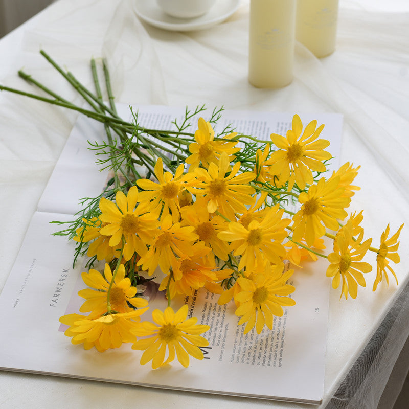 Decorative Artificial Daisy Bouquet