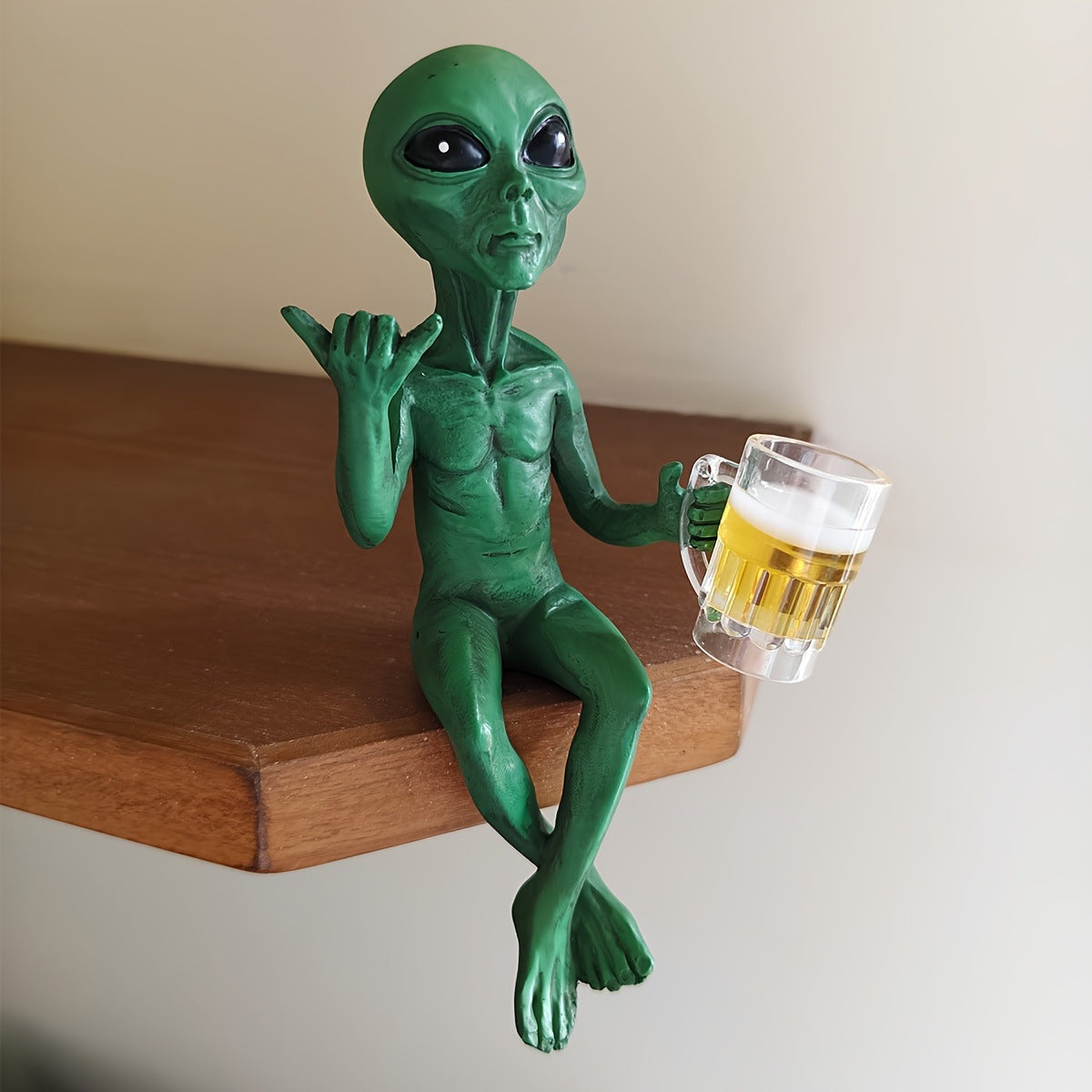 Alien-Inspired Decorative Figurine Homeandso