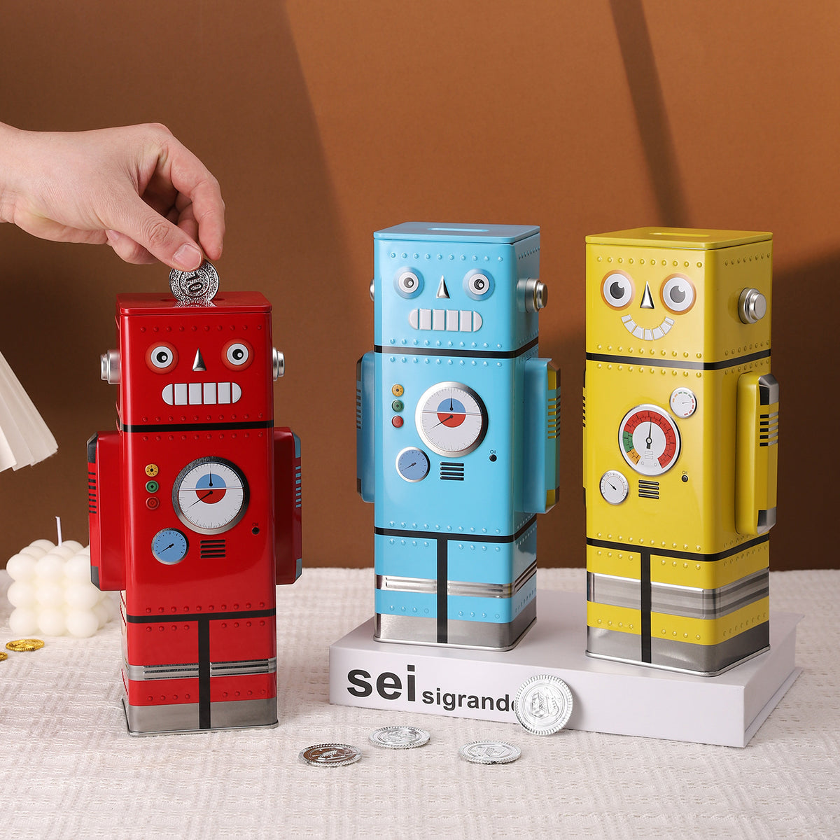 Retro Robot Coin Bank Homeandso