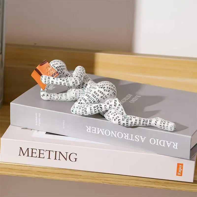Relaxed Reading Figurine Homeandso