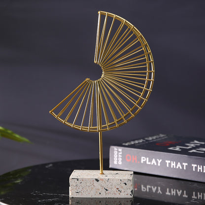 Elegant Sculptural Table Decor Homeandso