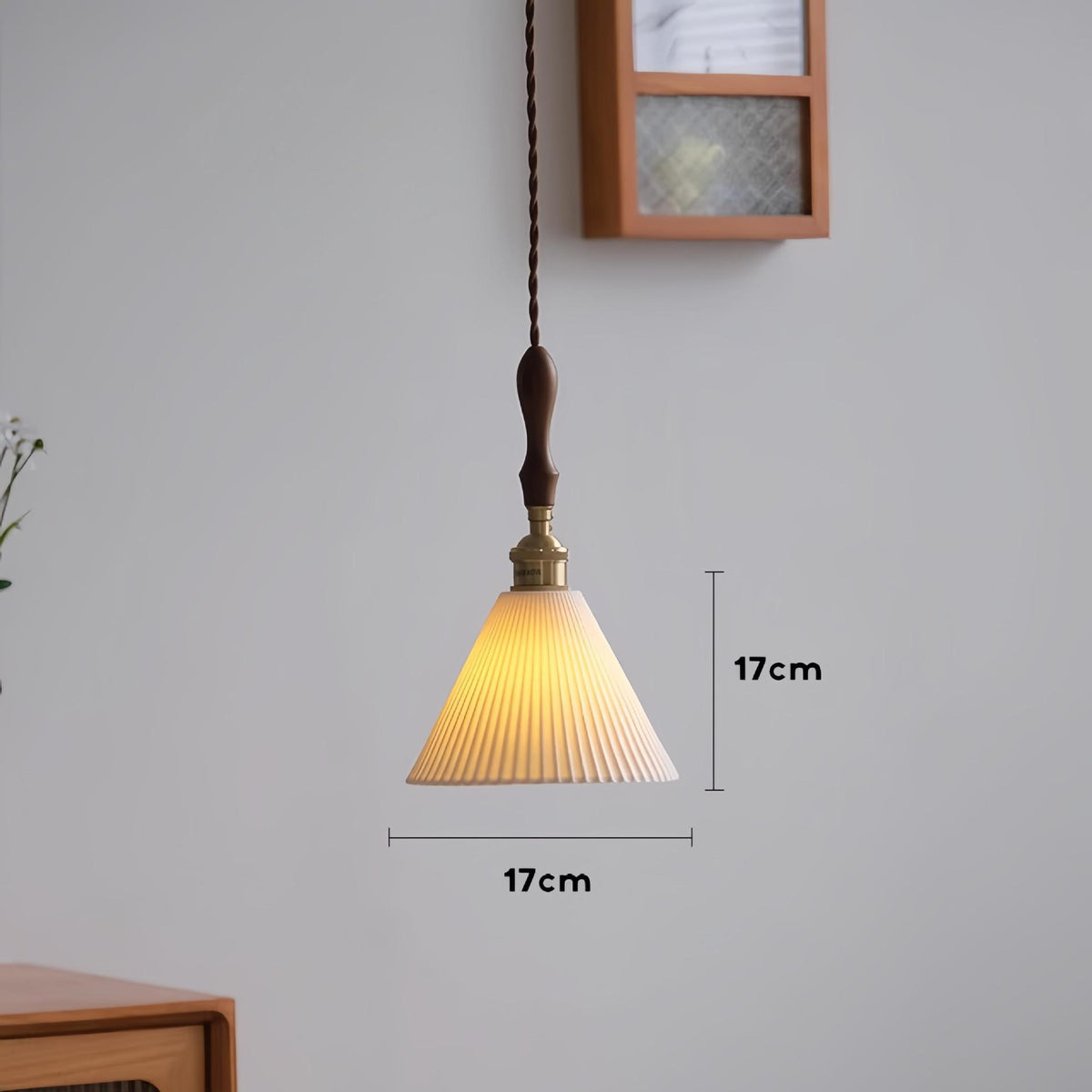 Vintage-Style Glass Pendant Lamp