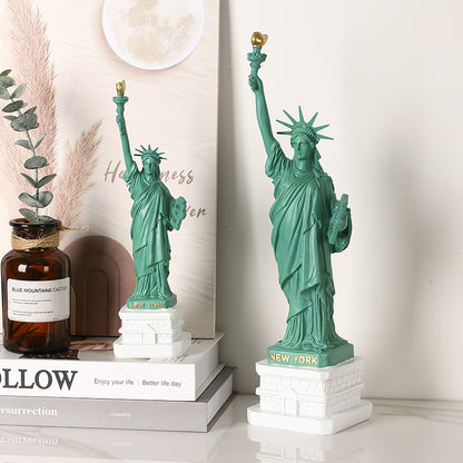 Decorative Statue of Liberty Model Homeandso