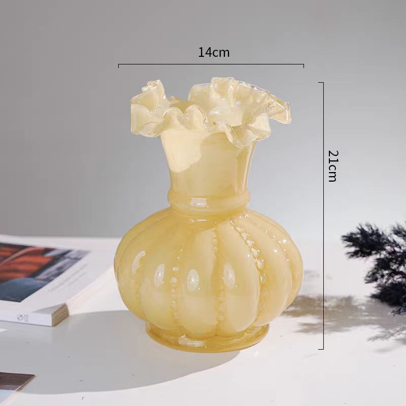 Dekorativer Glasblumenhalter