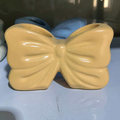 Decorative Bow-Shaped Phone Holder Homeandso