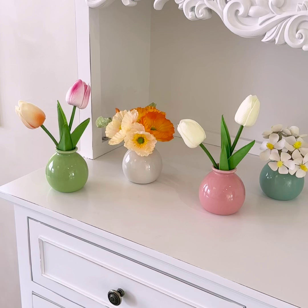 Minimalist Ceramic Decorative Vase Homeandso