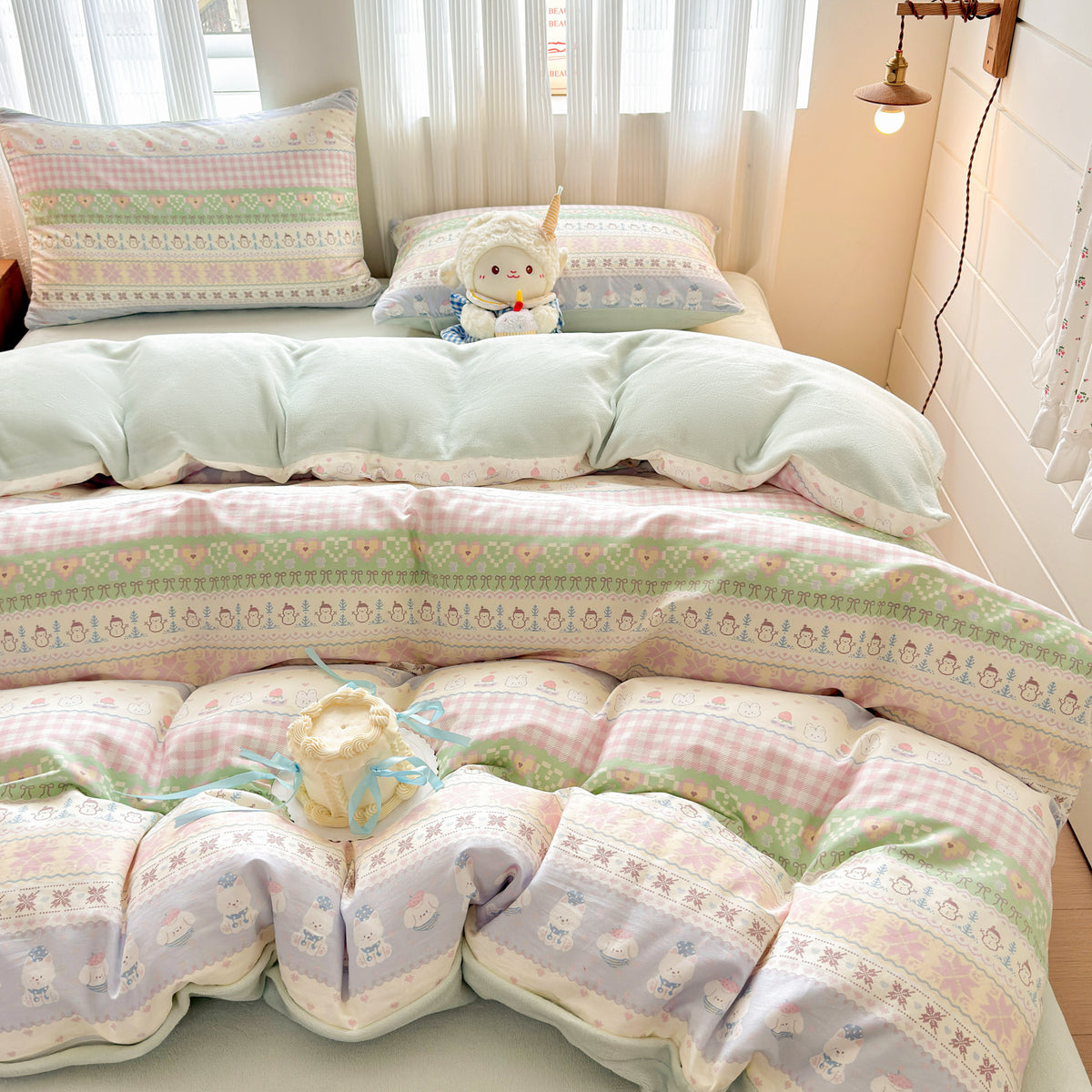Fun Cartoon-Themed Quilt Set Homeandso