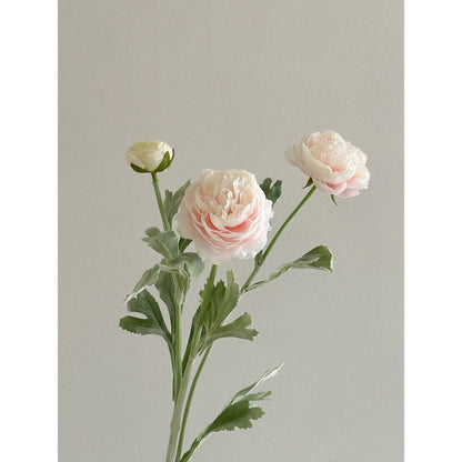 Lifelike Floral Bouquet Decoration