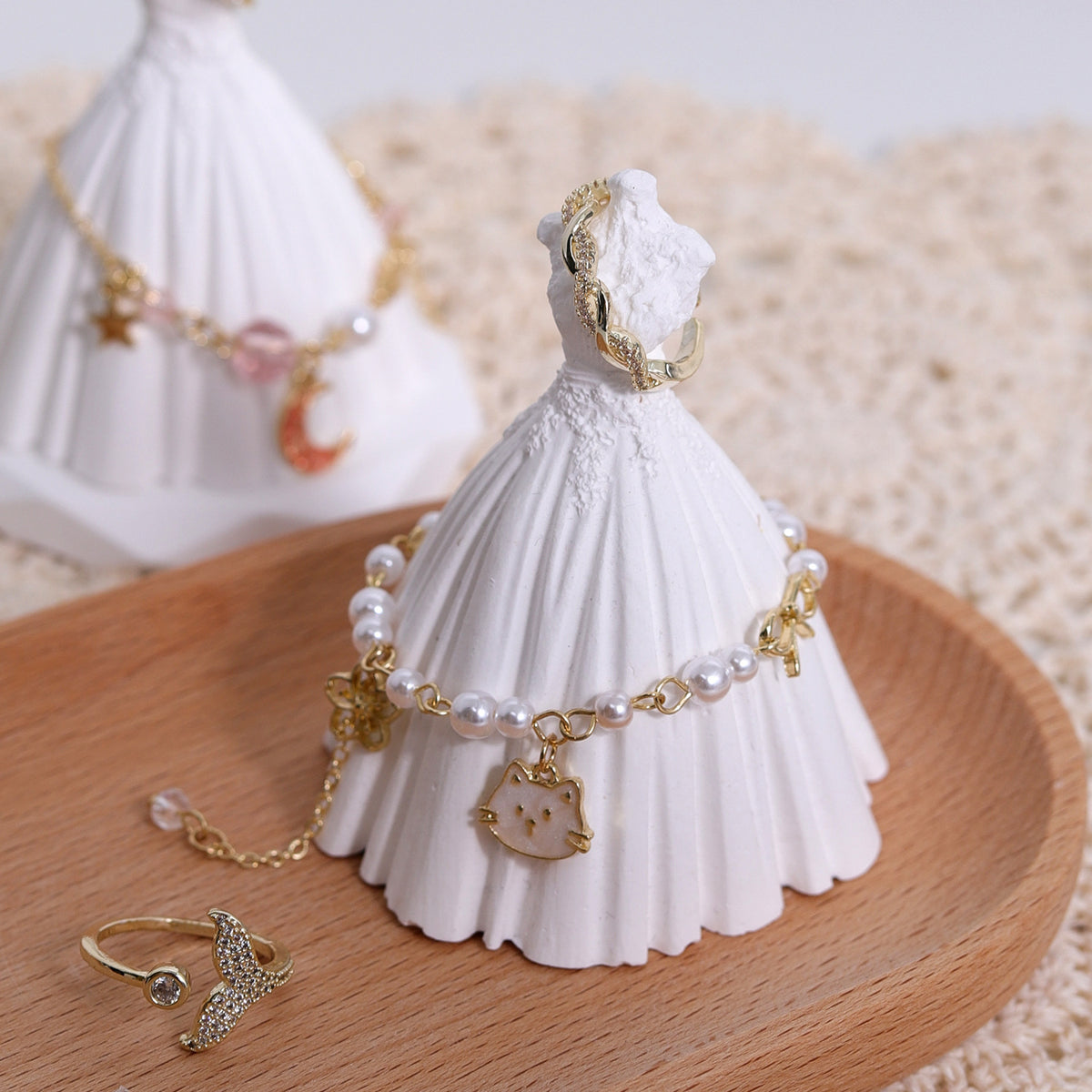 Decorative Figurine Homeandso