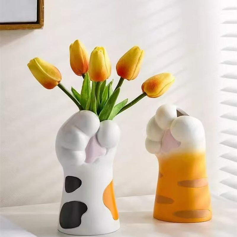 Fun and Quirky Hand-Shaped Phone Holder Homeandso