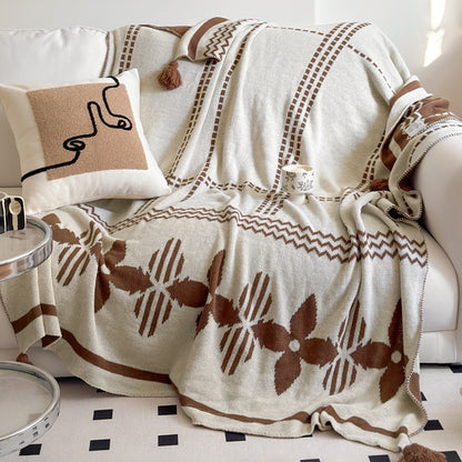 Contemporary Abstract Pattern Throw Blanket