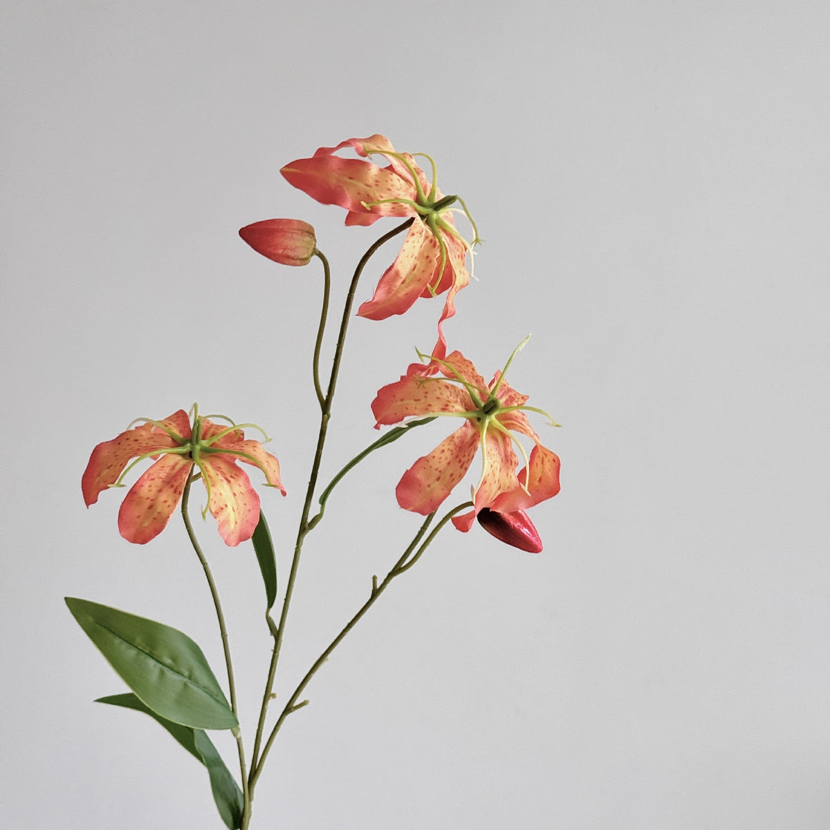 Decorative Floral Sculpture for Home Display