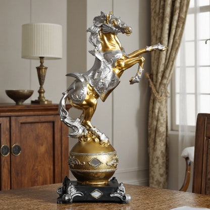 Majestic Horse Figurine Homeandso
