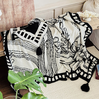 Cozy Floral Patterned Fleece Throw Blanket