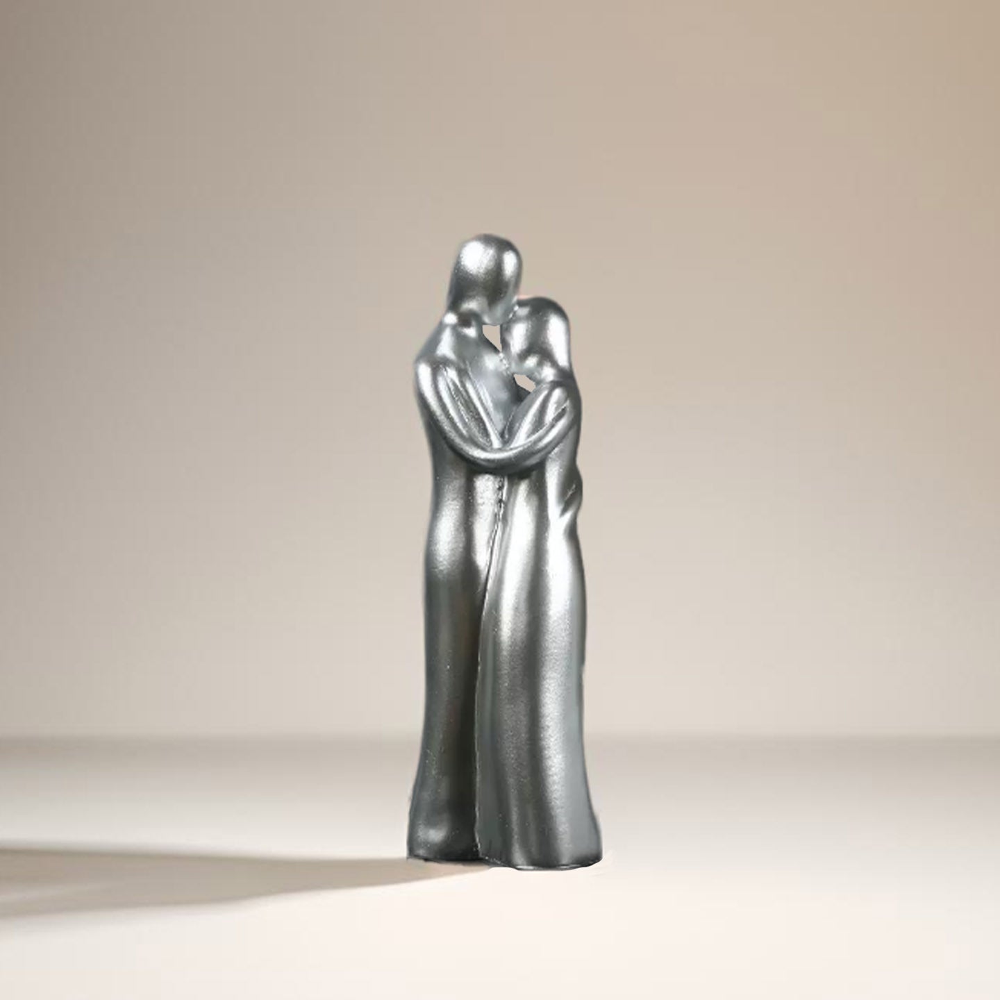 Romantic Couple Figurine Homeandso